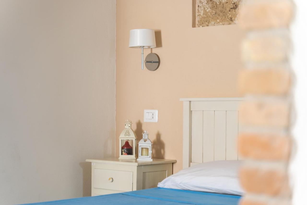 Carmencita Apartment *